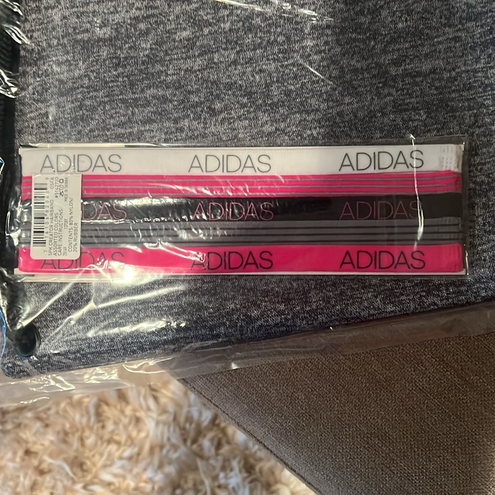 Adidas Drawstring Bag - Picture 3 of 4